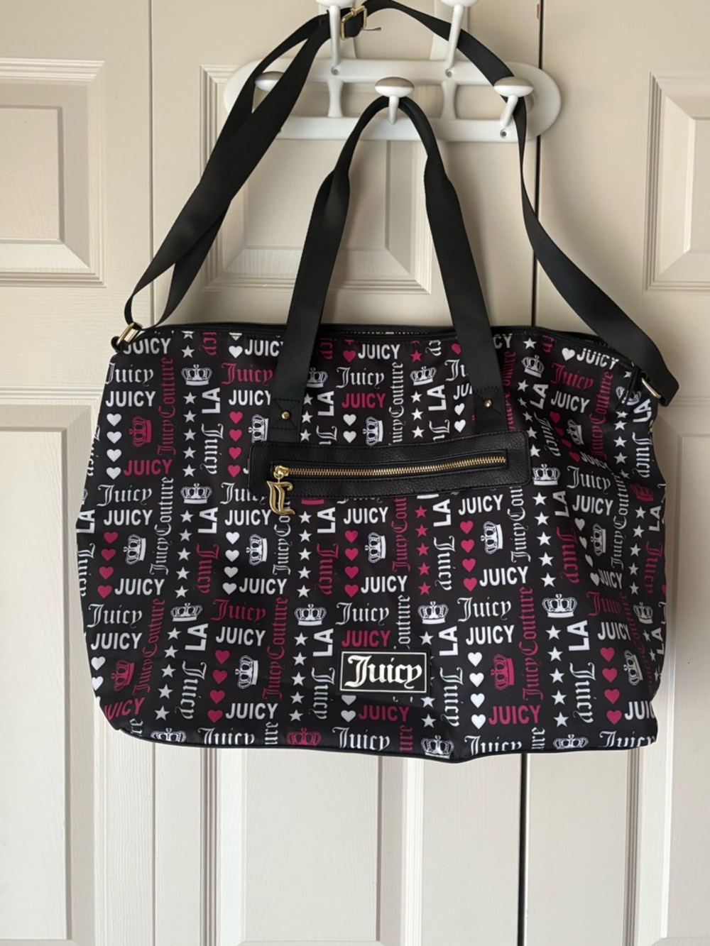 JUICY COUTURE | Nylon weekender duffle bag. Overnight travel. Light. Logo.
